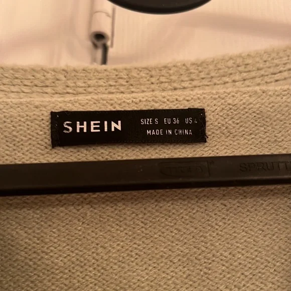 Button down sweater from Shein - Picture 3 of 4